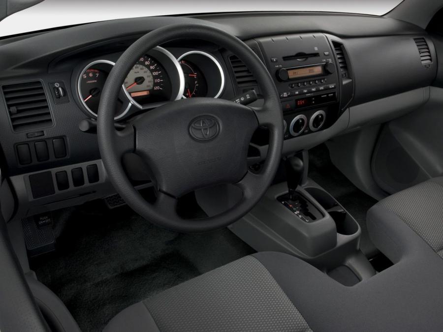  Toyota Tacoma Regular Cab 2005 года  (фото 2 из 6)